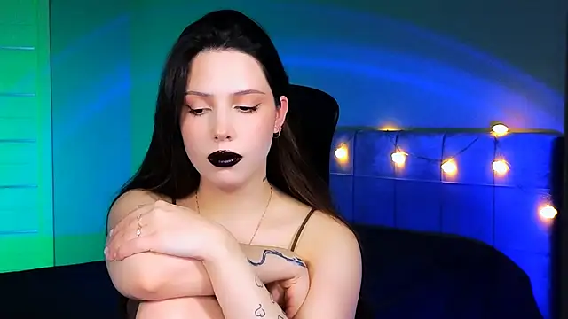 Stacy Gonzales  online show from 02.12.25