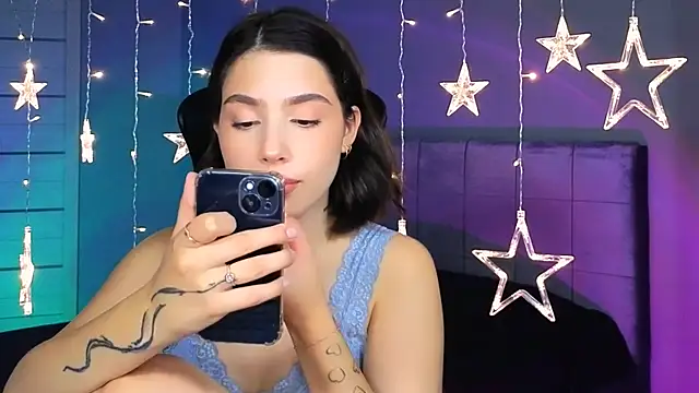 Stacy Gonzales  online show from 09.26.25