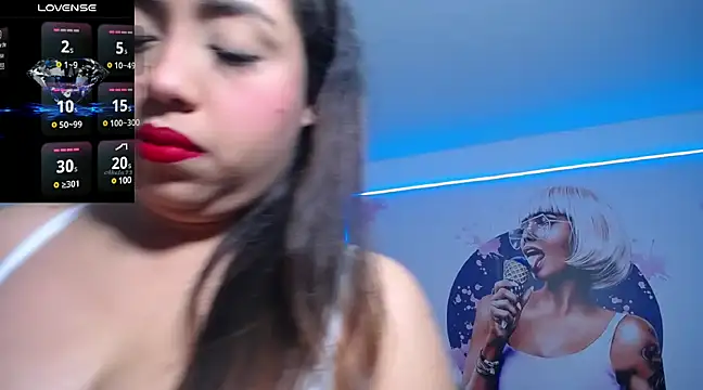 Snapshot of cristal_horny19 chatting on 03.23.25 cristal horny19 online show from 03.23.25