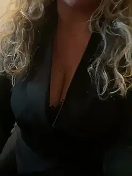 JenniLowen online show from 02.01.25