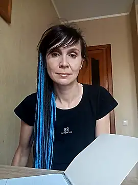 Francenia lolis online show from 10.11.25