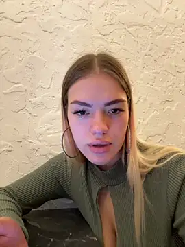 Snapshot of -Sexy_Barbie- chatting on 01.11.25 -Sexy Barbie- online show from 01.11.25