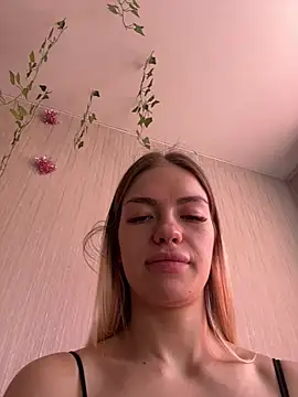 Snapshot of -Sexy_Barbie- chatting on 03.14.25 -Sexy Barbie- online show from 03.14.25