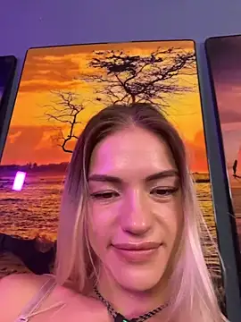 -Sexy Barbie- online show from 04.13.26