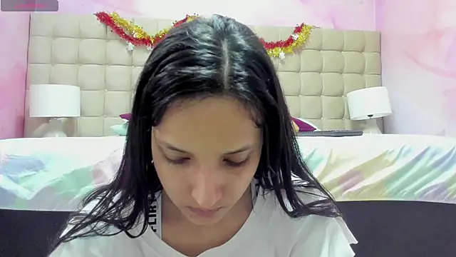 Snapshot of ShagiAmir chatting on 12.27.24 ShagiAmir online show from 12.27.24