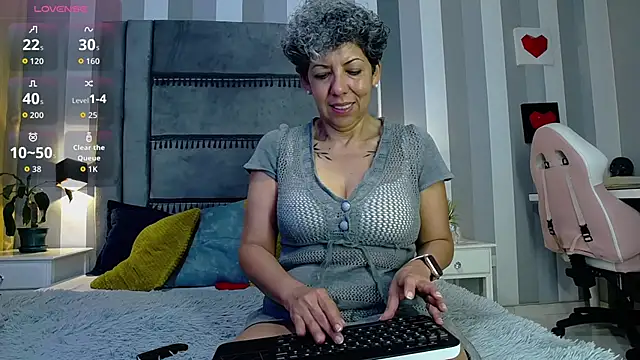 Julianewell online show from 01.16.26