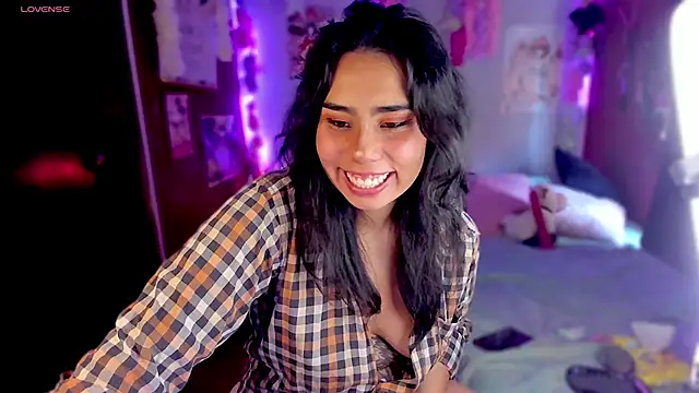 kiki cavilll online show from 02.19.25