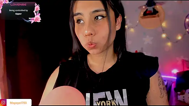 kiki cavilll online show from 09.24.25