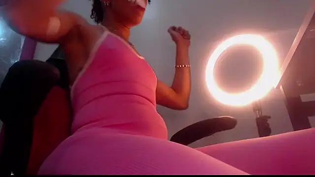 DirtyNaughXX online show from 09.29.25