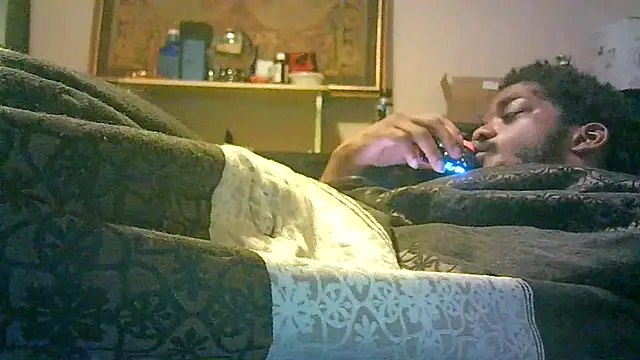 Snapshot of DI4MOND_FIR3 chatting on 10.16.25 DI4MOND FIR3 online show from 10.16.25