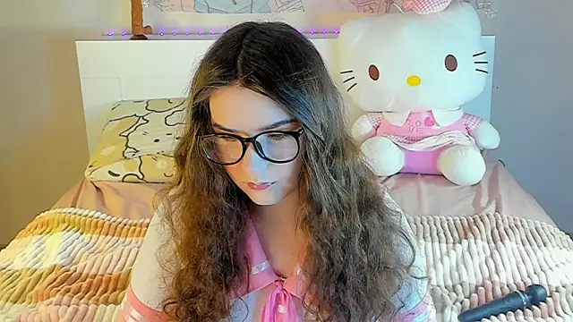 kuraii1  online show from 02.08.25