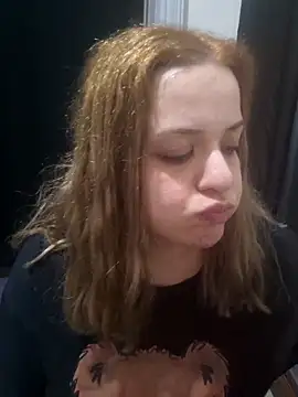 cansuozell online show from 11.28.25