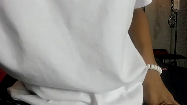 KOURTNEY-- online show from 10.16.25