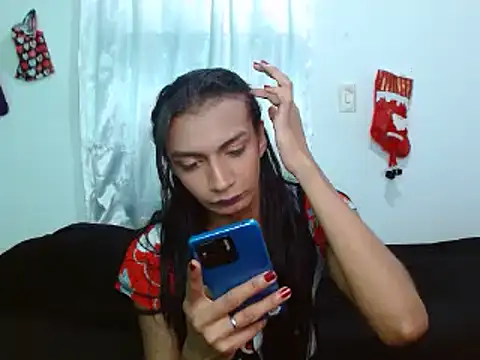 Snapshot of alexxa_Rooa chatting on 12.23.24 alexxa Rooa online show from 12.23.24