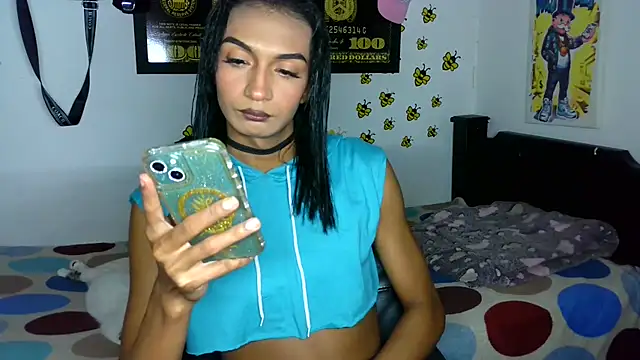 alexxa Rooa online show from 10.29.25