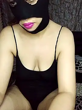 Snapshot of Arab69nikwife chatting on 09.14.25 Arab69nikwife online show from 09.14.25