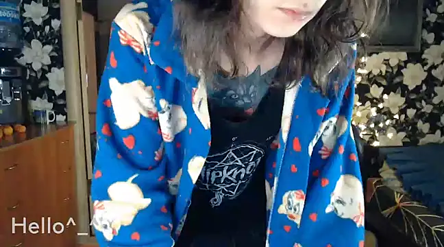 Snapshot of BroadFantasy chatting on 12.31.24 BroadFantasy online show from 12.31.24