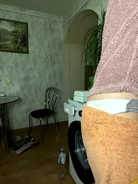 Snapshot of BroadFantasy chatting on 01.11.26 BroadFantasy online show from 01.11.26