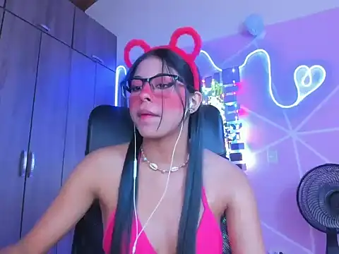  ALLYSON18  online show from 01.19.25