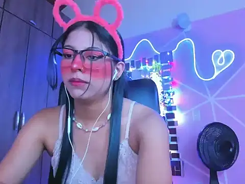  ALLYSON18  online show from 01.26.25