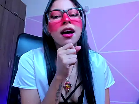  ALLYSON18  online show from 12.05.25