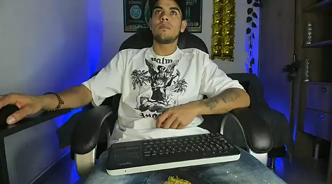 mikee scooth online show from 01.06.25