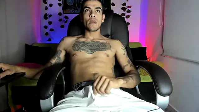 mikee scooth online show from 09.29.25