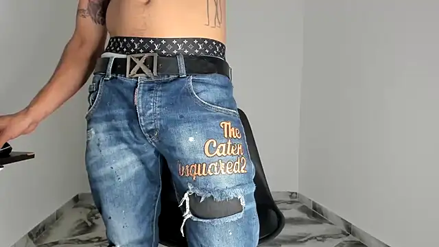 mikee scooth online show from 12.18.25