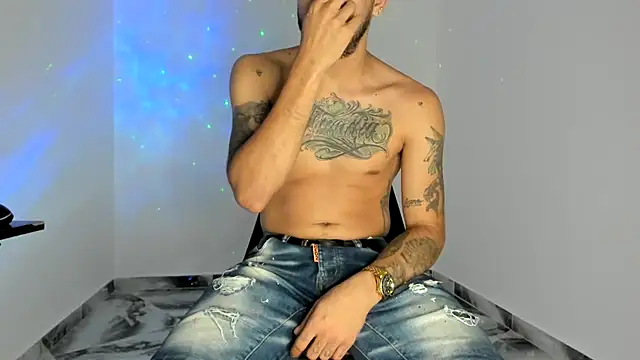 mikee scooth online show from 04.14.26