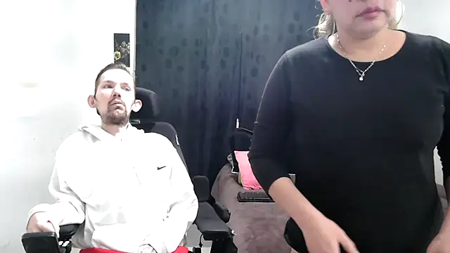 Snapshot of Sophia_and_Thomas chatting on 02.24.25 Sophia and Thomas online show from 02.24.25