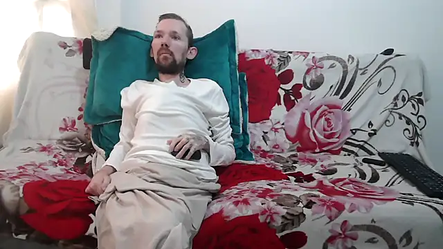 Sophia and Thomas online show from 04.08.26