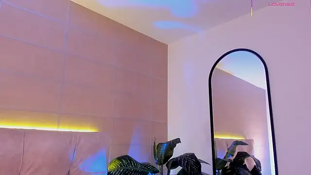 Karito-28 online show from 10.16.25