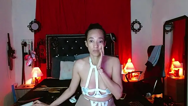 Snapshot of SamaraMartinez chatting on 10.15.25 SamaraMartinez online show from 10.15.25