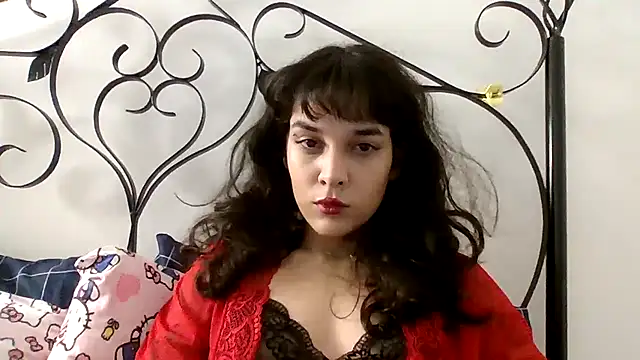 Snapshot of kimmykink chatting on 10.29.25 kimmykink online show from 10.29.25