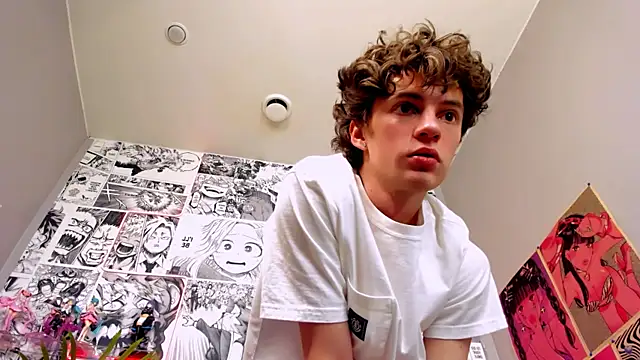 Snapshot of LukeSweet chatting on 04.30.26 LukeSweet online show from 04.30.26