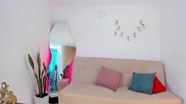 Sweetluna   online show from 10.21.25