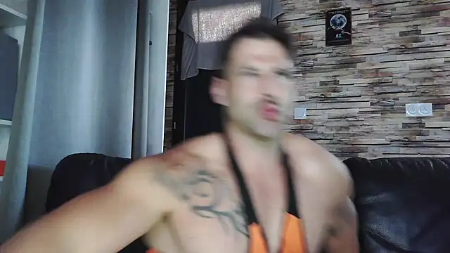 XxBigboybandxX online show from 10.13.25