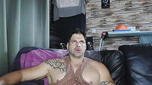 XxBigboybandxX online show from 11.11.25