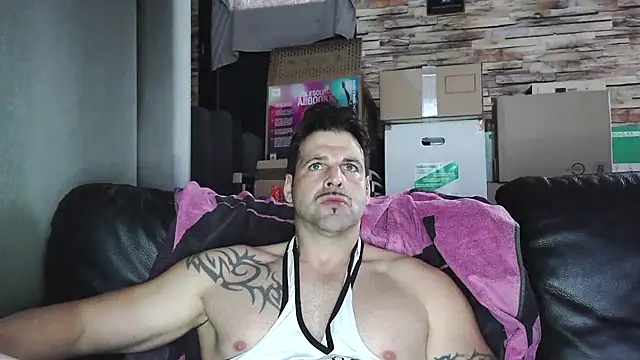 XxBigboybandxX online show from 03.08.26