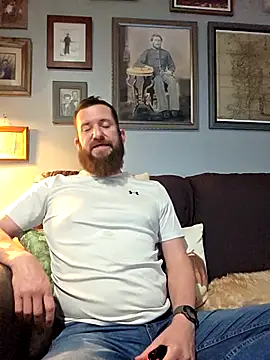 Icebearsticlese online show from 04.04.26