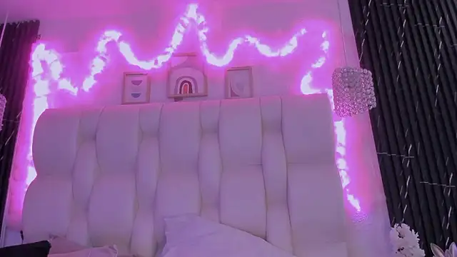 MelodiLovee  online show from 03.28.26