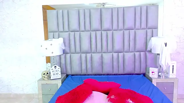 ZoehRoux online show from 10.11.25