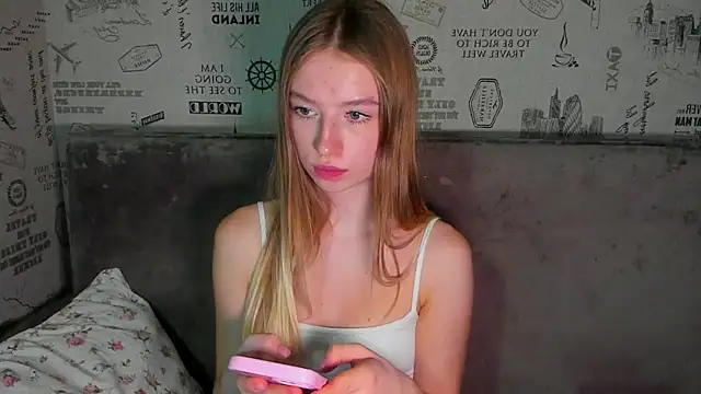 minidivaa  online show from 11.25.25