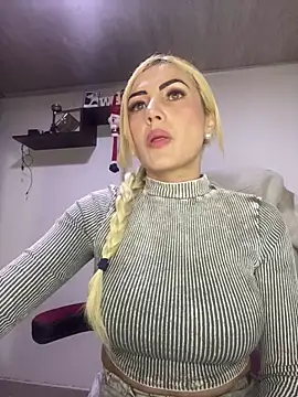 alicev kitty online show from 12.19.25