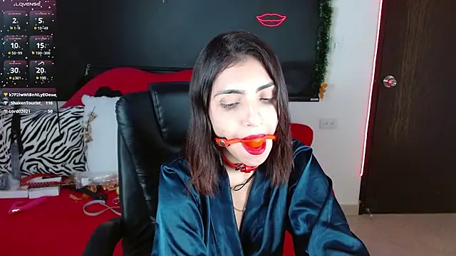 Carolaine69  online show from 12.09.24