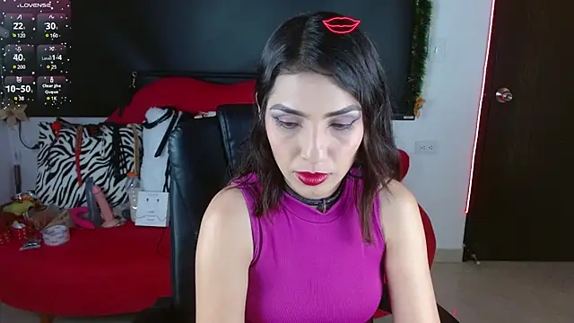 Carolaine69  online show from 12.18.24