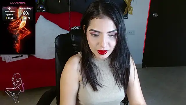 Carolaine69  online show from 02.10.26