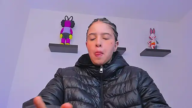 Gangster Girl online show from 02.25.25