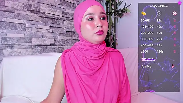 Snapshot of SamiQuest chatting on 01.18.25 SamiQuest online show from 01.18.25