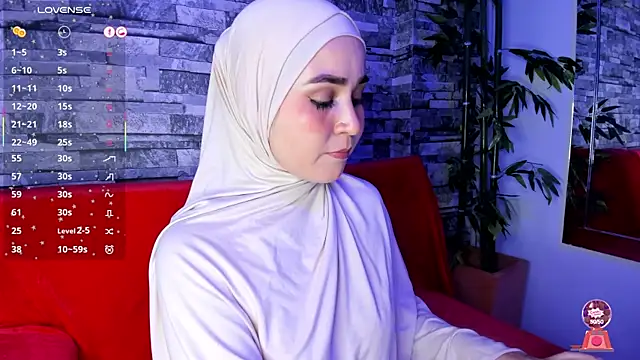 Snapshot of SamiQuest chatting on 03.12.25 SamiQuest online show from 03.12.25